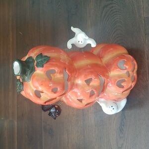 Vintage stacked pumpkin tealight holder